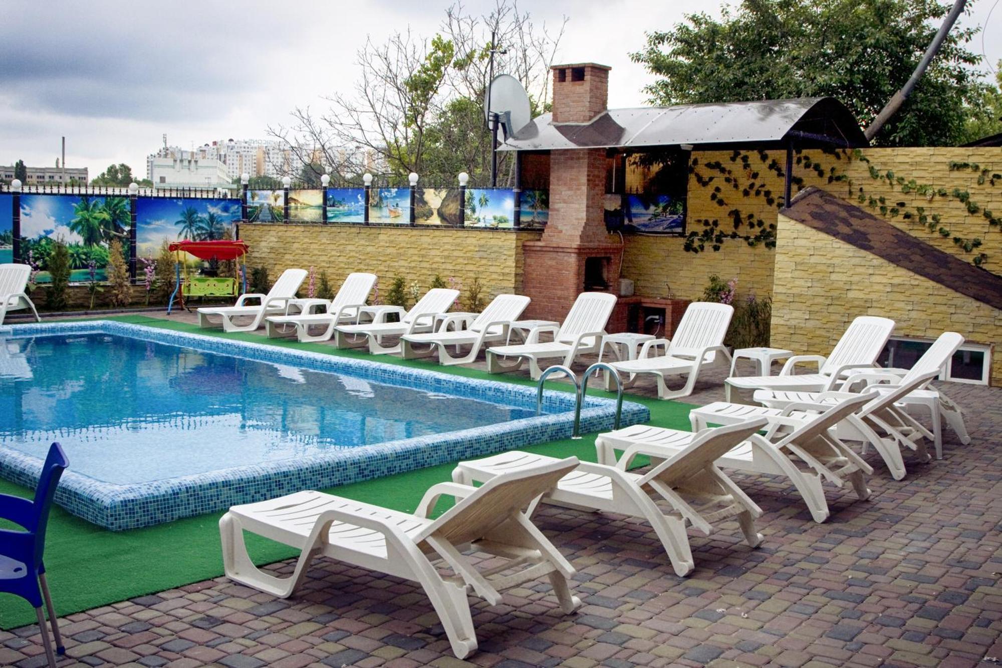 Lolo Hotel Kiszyniów Zewnętrze zdjęcie
